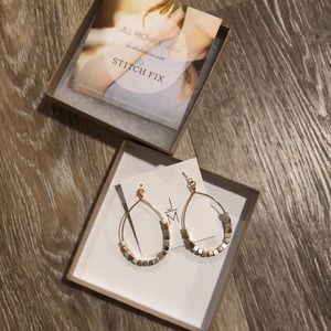 Dangle hoop earrings